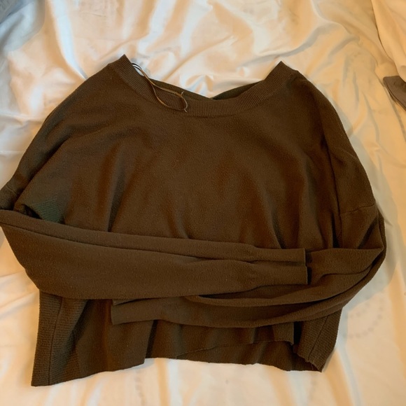 Windsor Sweaters - Olive Green Windsor Cropped Sweater